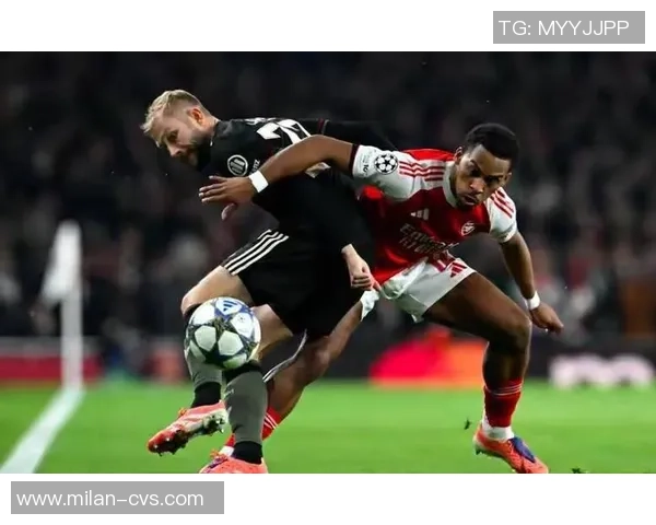 欧冠激战国米与曼联互交白卷绝杀瞬间引发全场狂欢赛后深度解析