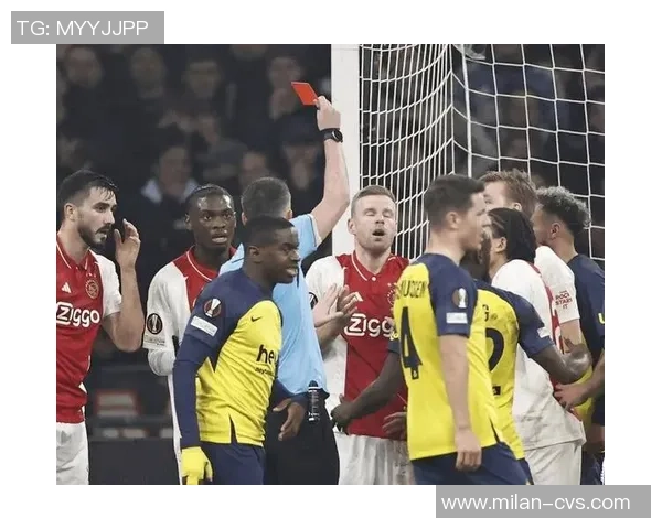 欧联杯激战利物浦与多特蒙德0比0争议判罚引发全场沸腾